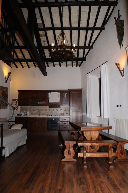 La Dimora Del Ghibellino Villa Тиволи Стая снимка