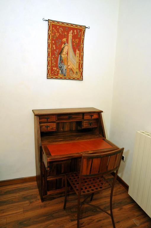 La Dimora Del Ghibellino Villa Тиволи Стая снимка