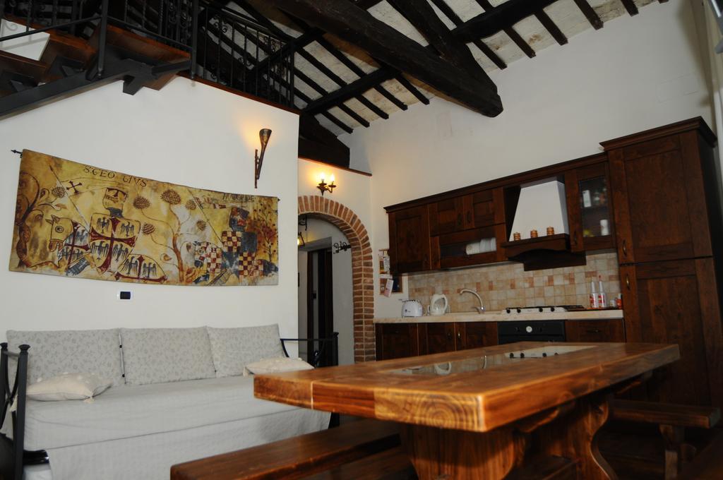 La Dimora Del Ghibellino Villa Тиволи Стая снимка